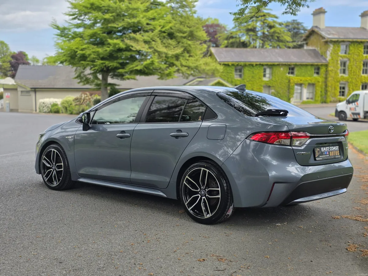 2019 Toyota Corolla 1.8 Petrol Hybrid Auto Luna Sp - Image 3
