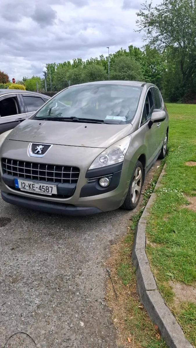 Peugeot 3008 2012 - Image 1