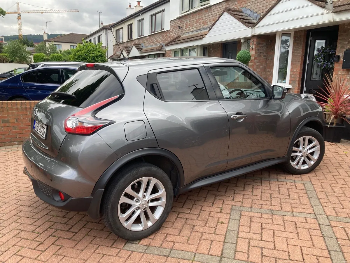 NISSAN JUKE (2015) 1.2 SV 4DR *LOW MILEAGE - Image 2