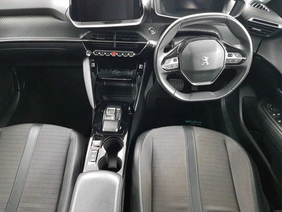 Peugeot 208 Electric 136bhp (50 kWh) Allure Pack - Image 4