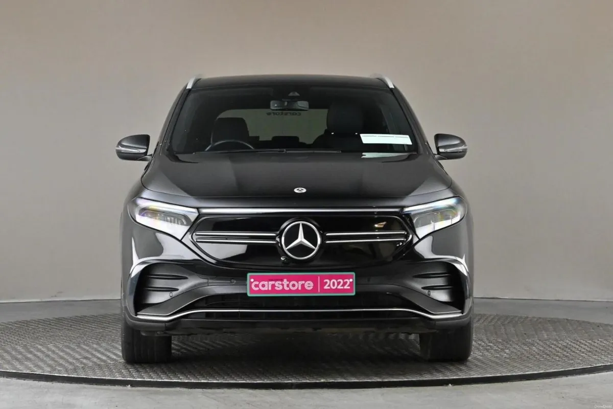 Mercedes-Benz EQA 250 AMG LINE 66.5 KWH **LEATHER* - Image 2