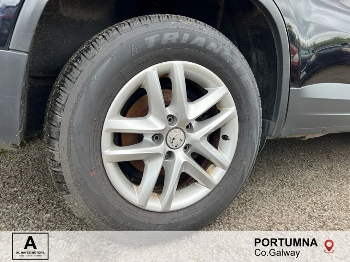 Volkswagen Tiguan 2.0 TDI BLUEMOTION TREND & FUN - Image 6