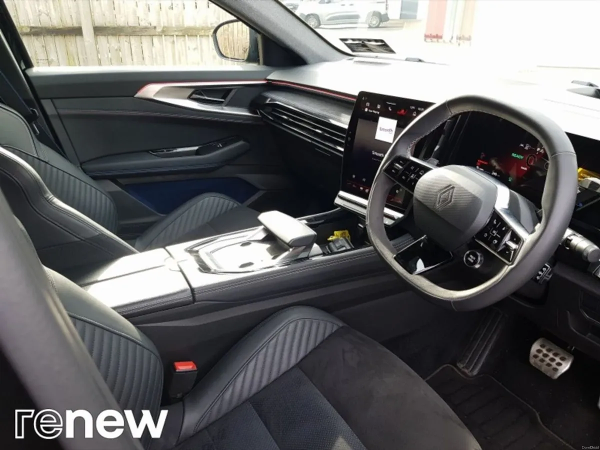 Renault Rafale E-TECH Hybrid 200 Auto esprit Alpin - Image 6