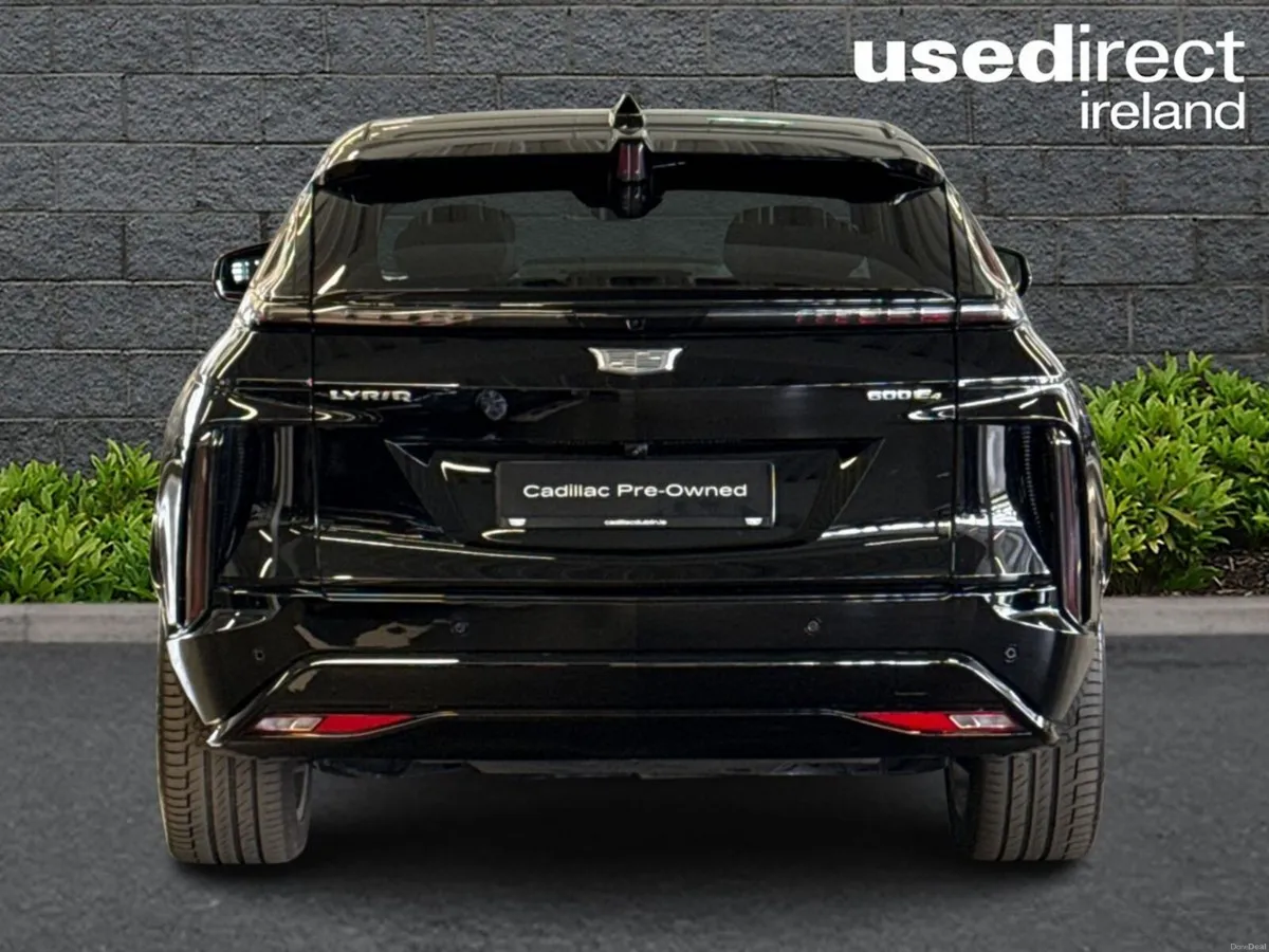 Cadillac Lyriq Ev Entry 559 AWD Dual-Motor Auto - Image 4