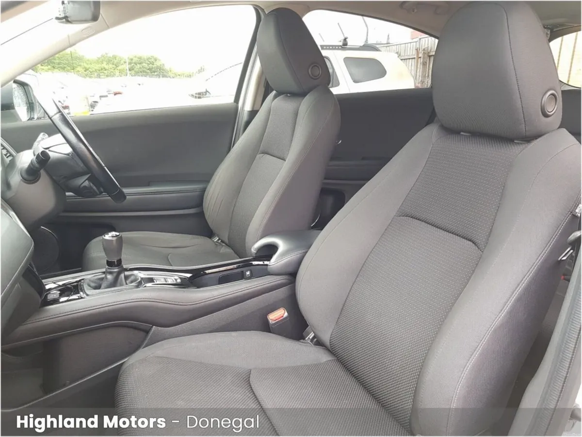 Honda HR-V 1.5 i-VTEC ES - Image 5