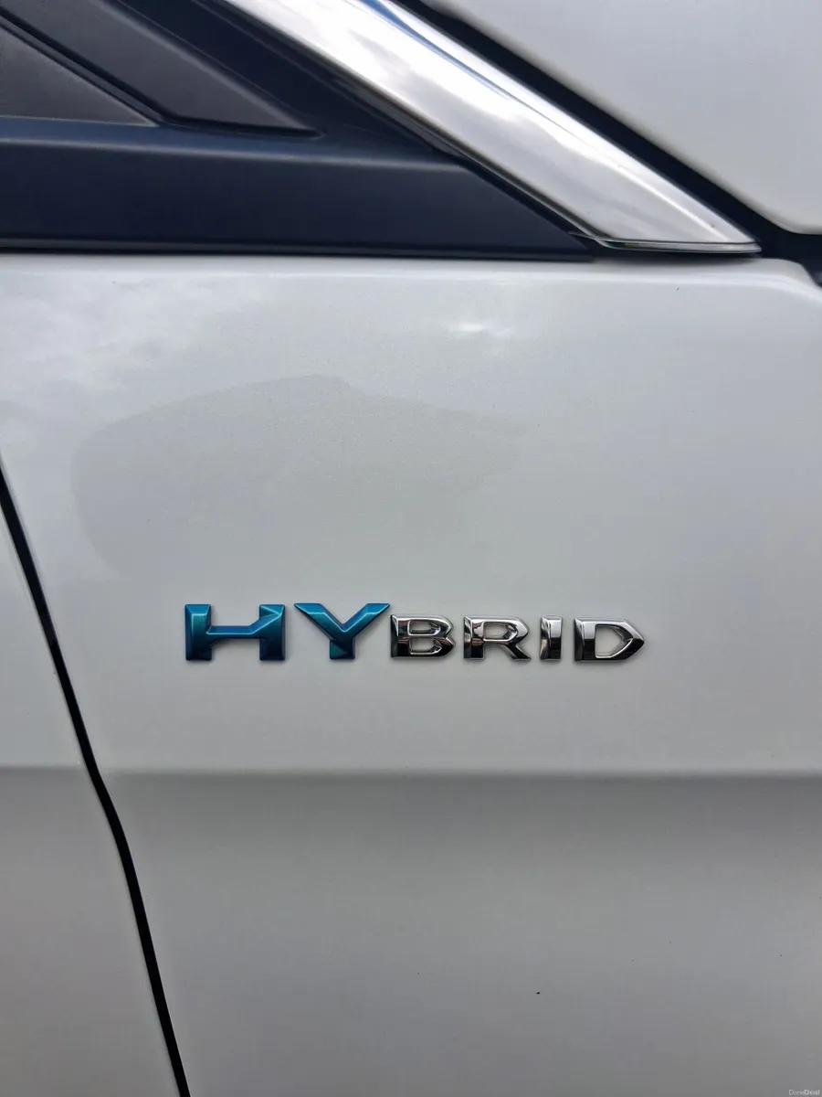 Peugeot 3008 2021 - Image 2
