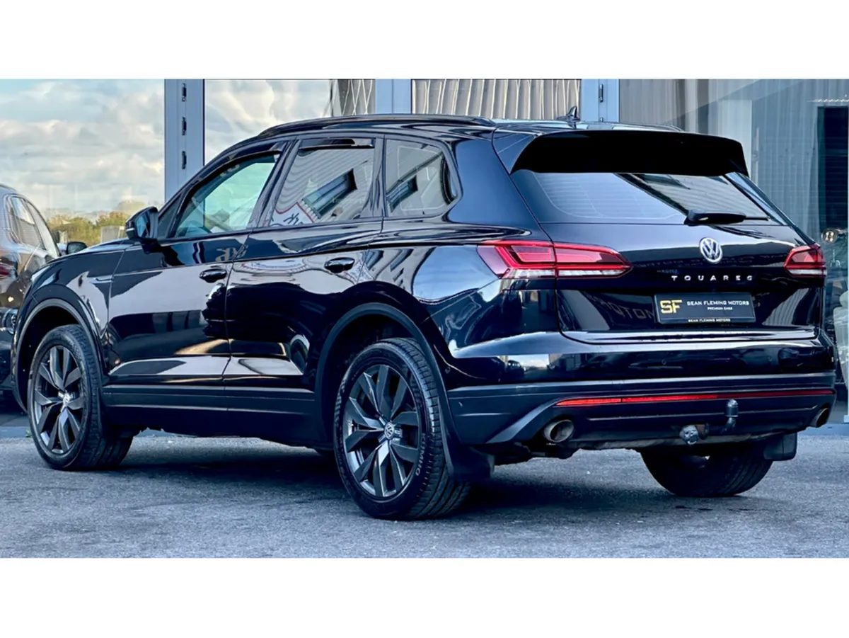 Volkswagen Touareg BUSINS 3.0 TDI 4M 231HP 5DR AUT - Image 2