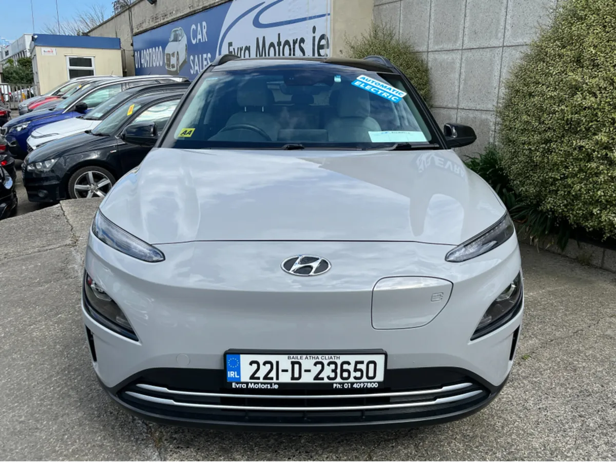Hyundai KONA KAUAI EV PREMIUM 64KWH 2-TONE //HIGH - Image 2