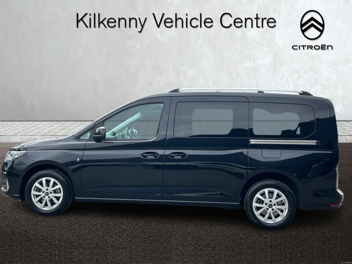 Ford Tourneo Connect 7 SEATER GR TITANIUM 2. - Image 5