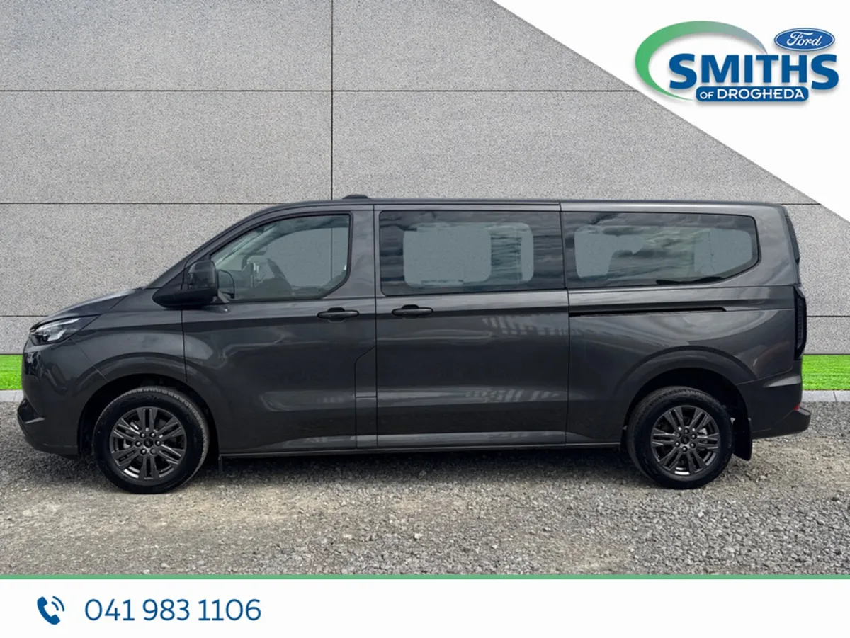 Ford Tourneo Custom TITANIUM (8/9 SEATER) 2.5 PHEV - Image 6