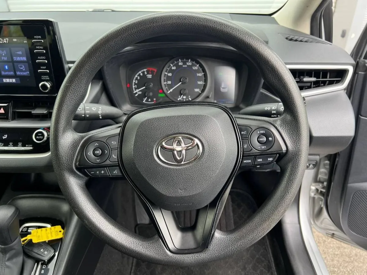 Toyota Corolla TOURING 1.8 HYBRID // NEW 2 YEAR NC - Image 4
