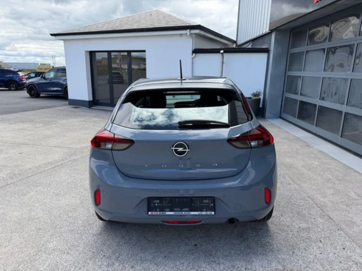 Opel Corsa SC1.2 75ps-pet-5sp 4DR - Image 3