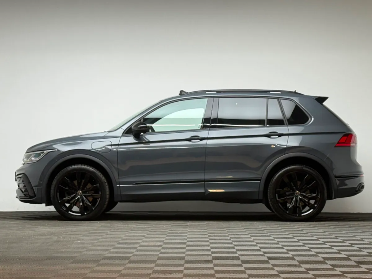 Volkswagen Tiguan R-LINE BLACK ED 1.4 TSI DSG - Image 4