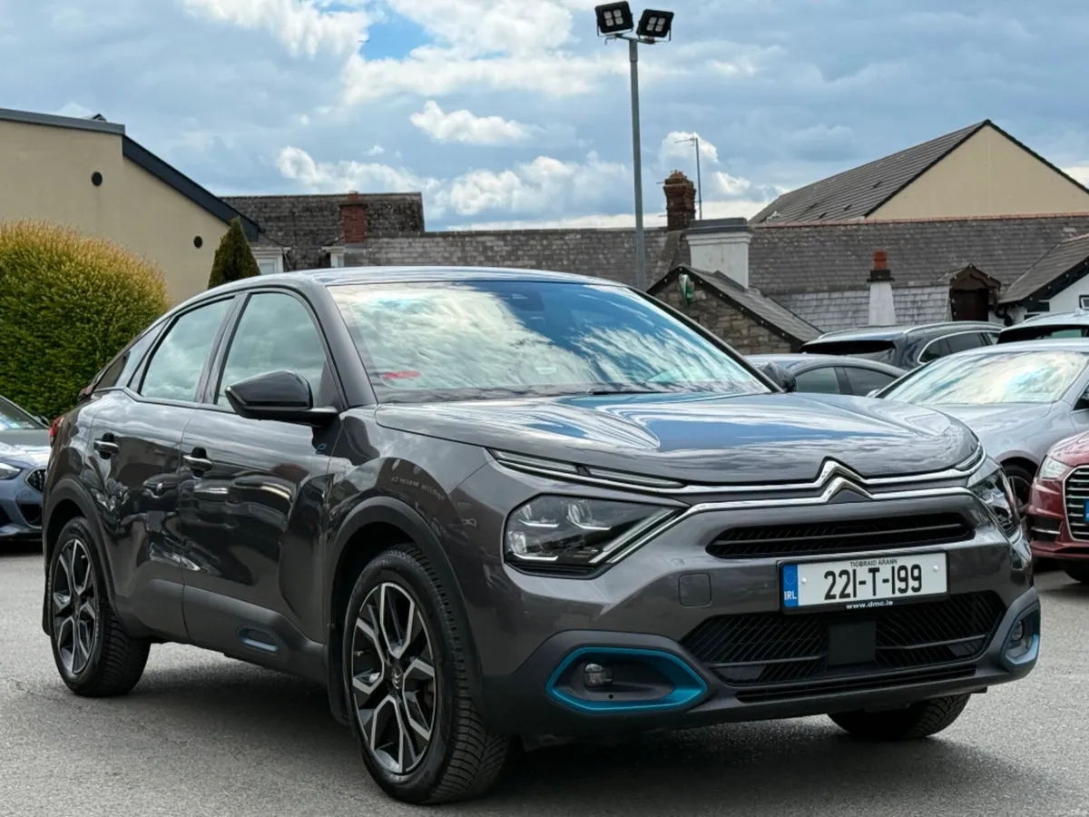 Citroen e-C4 EC4 FEEL PACK 100KW AUTO *HIGH SPEC* - Image 3