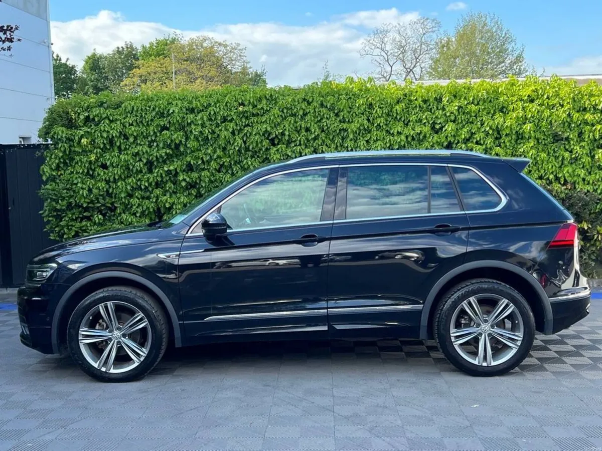 Volkswagen Tiguan R-LINE 4MOTION 2.0 TDI // SERVIC - Image 3