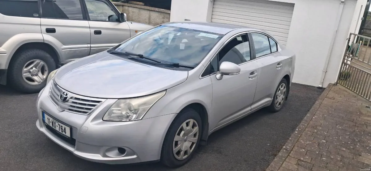 Toyota Avensis - Image 1