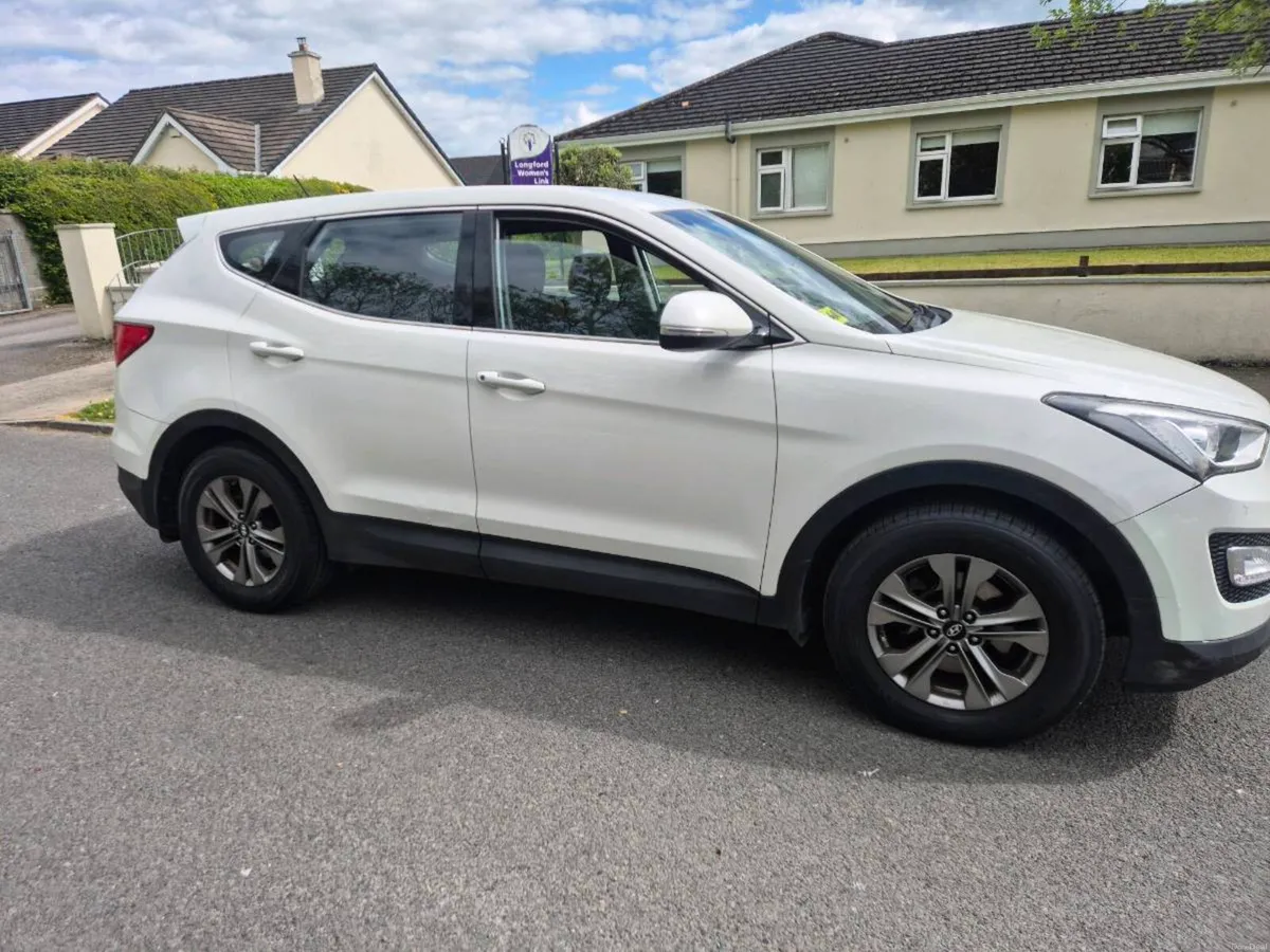 152 hyundai santa fe 7 seater - Image 1