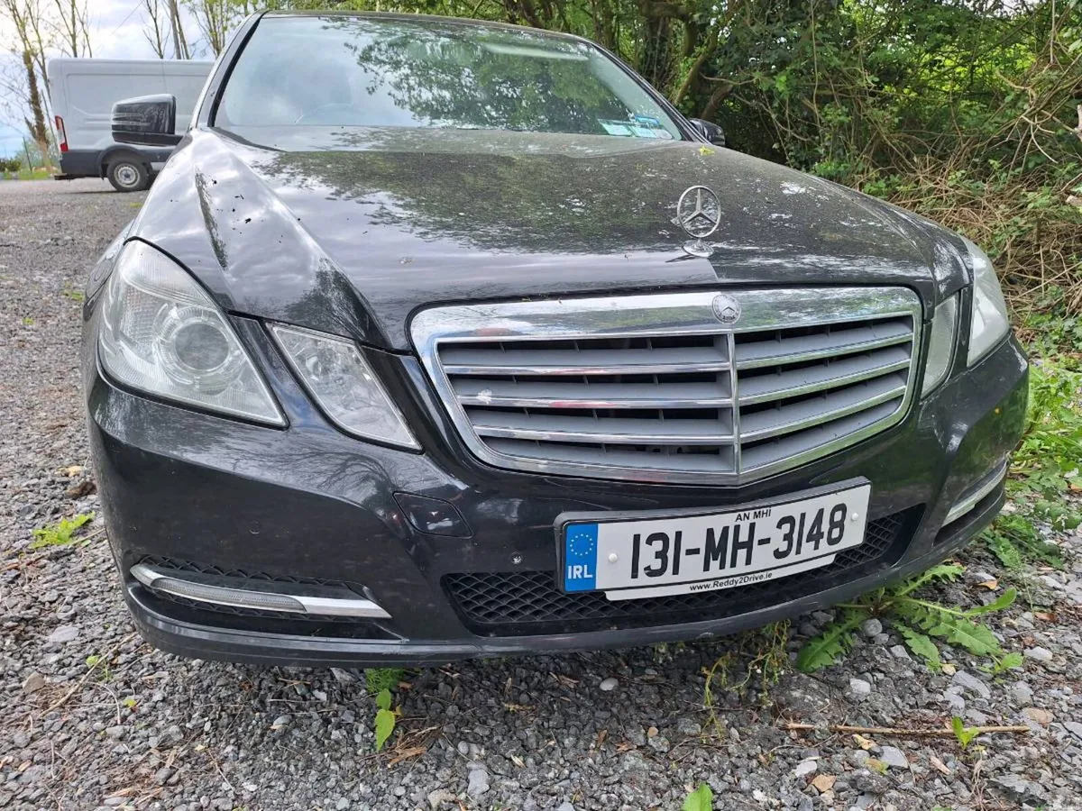 Mercedes E220 6 speed manual Diesel - Image 1