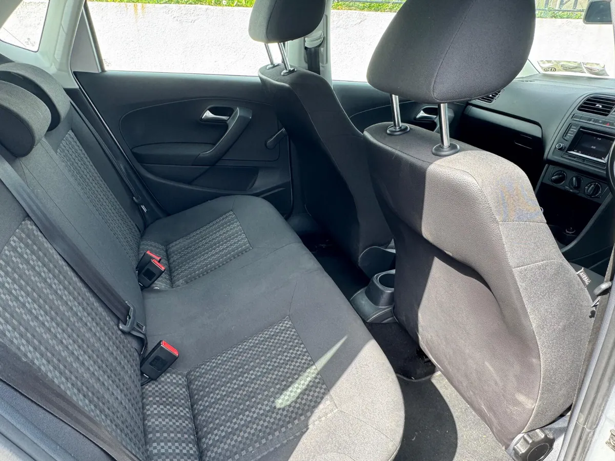 Volkswagen Polo 1.4 DIESEL 2016 - Image 4
