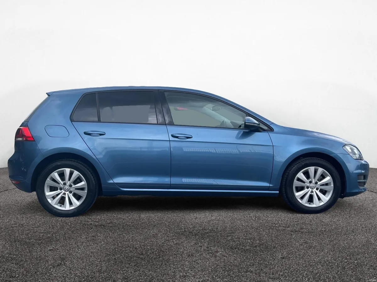 2015 Blue Volkswagen Golf 1.2 TSI Highline - Image 2