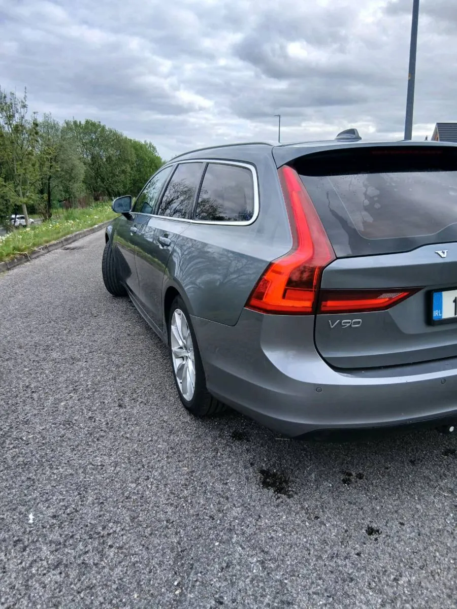 192 VOLVO V90 - Image 5