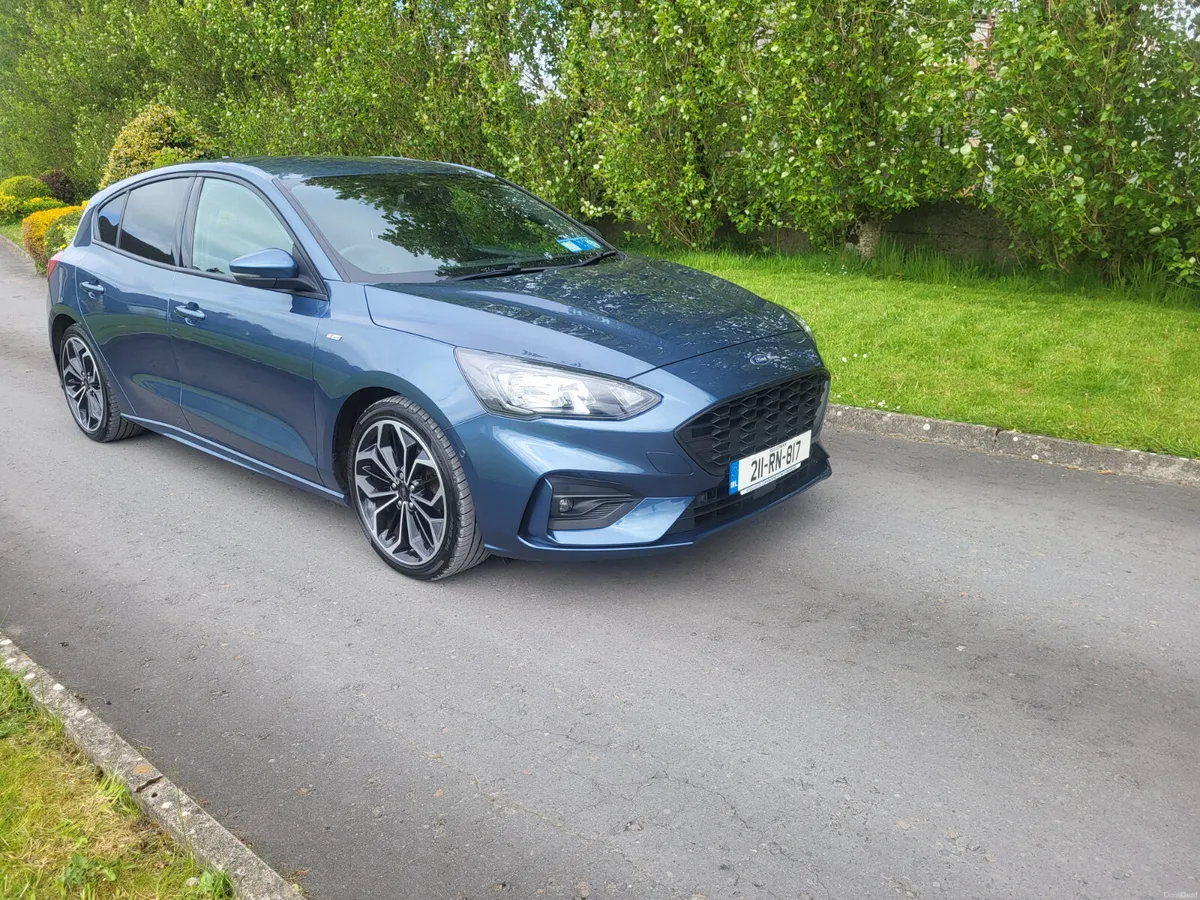 Ford Focus  ST LINE 1.5 DIESEL.  LOW KMS - Image 4