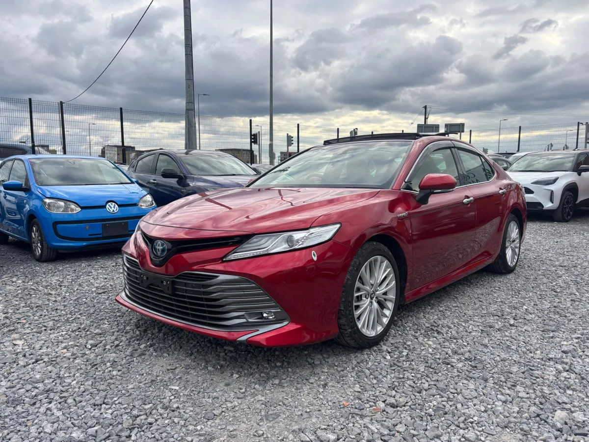 Toyota Camry - Image 2