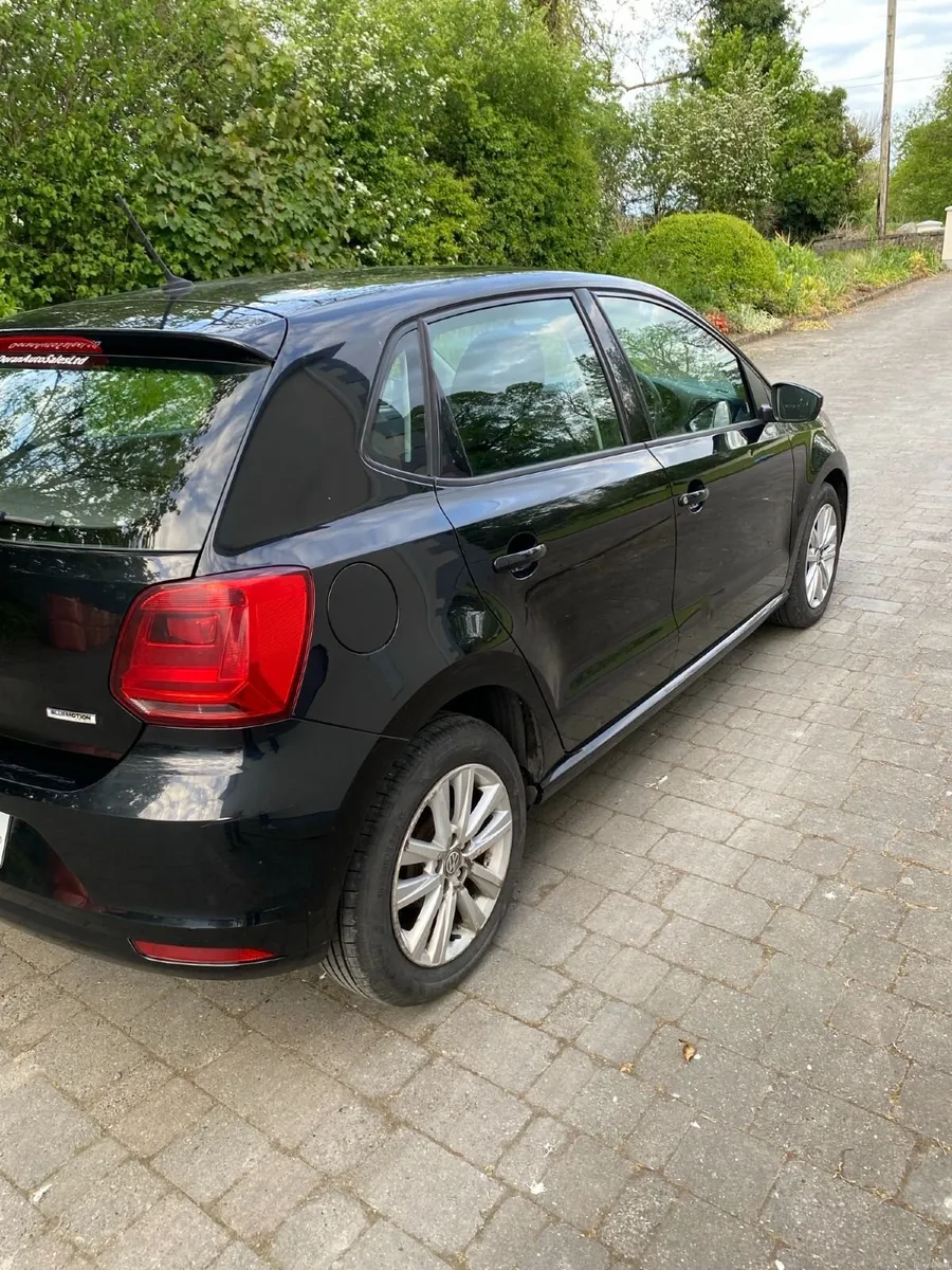 Volkswagen Polo 2015 - Image 4