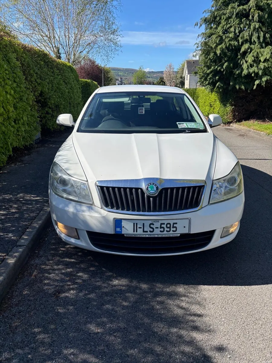 2011 Octavia 1.6 TDI Elegance…NCT 06/27! Tax 06/26 - Image 1
