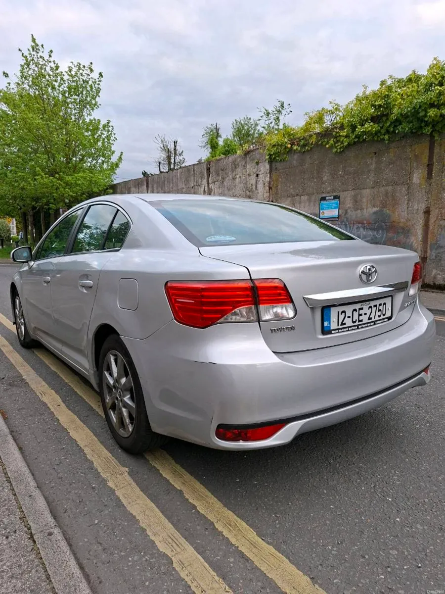 TOYOTA AVENSIS 2012 LOW MILES - Image 3