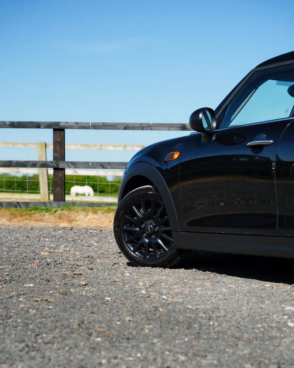 Mini One - Image 4