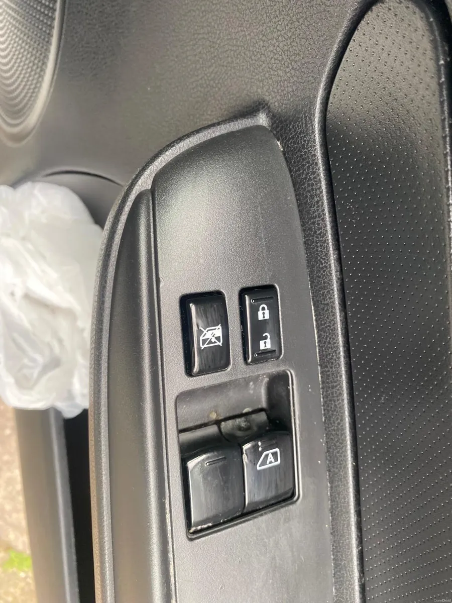 Nissan Note 2017 - Image 4
