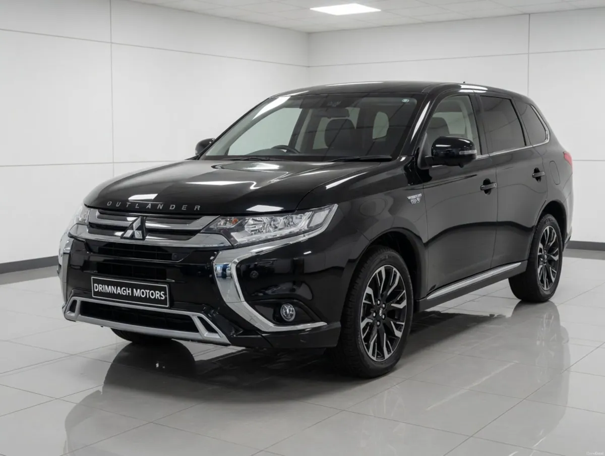 Mitsubishi outlander 2.0 GX3H phev - Image 4