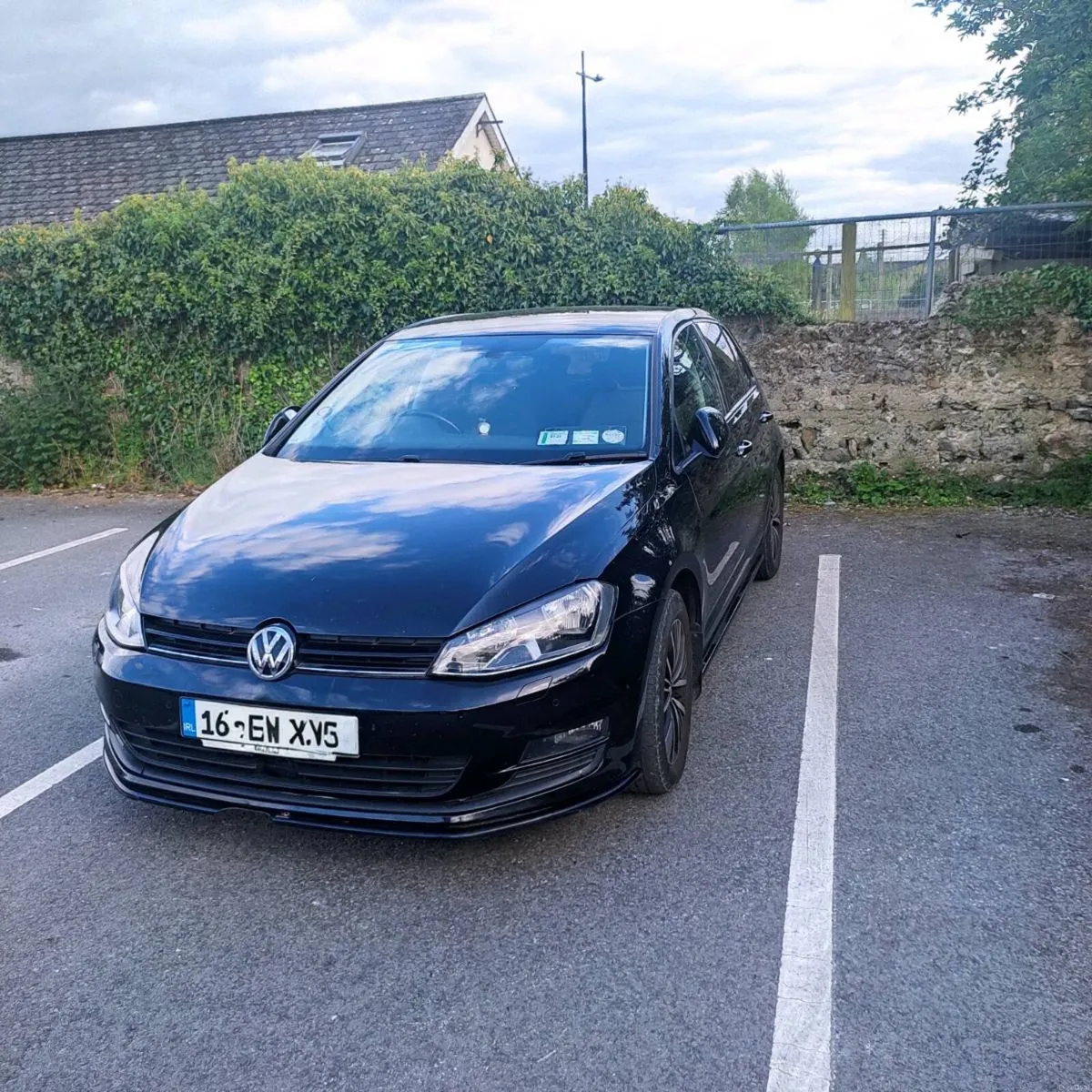 Volkswagen Golf 2016 TDI (1.6L) - Image 2