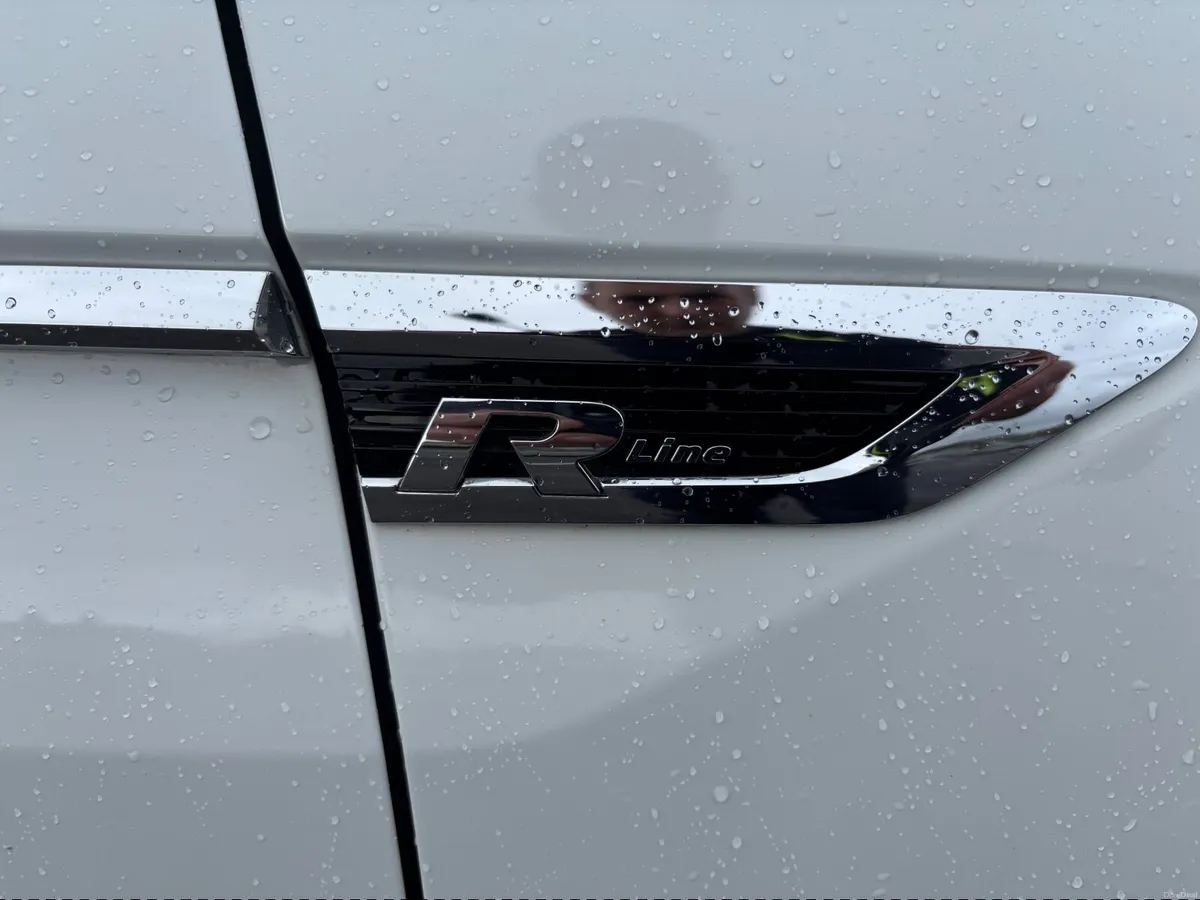 Volkswagen Tiguan 2017 - Image 3