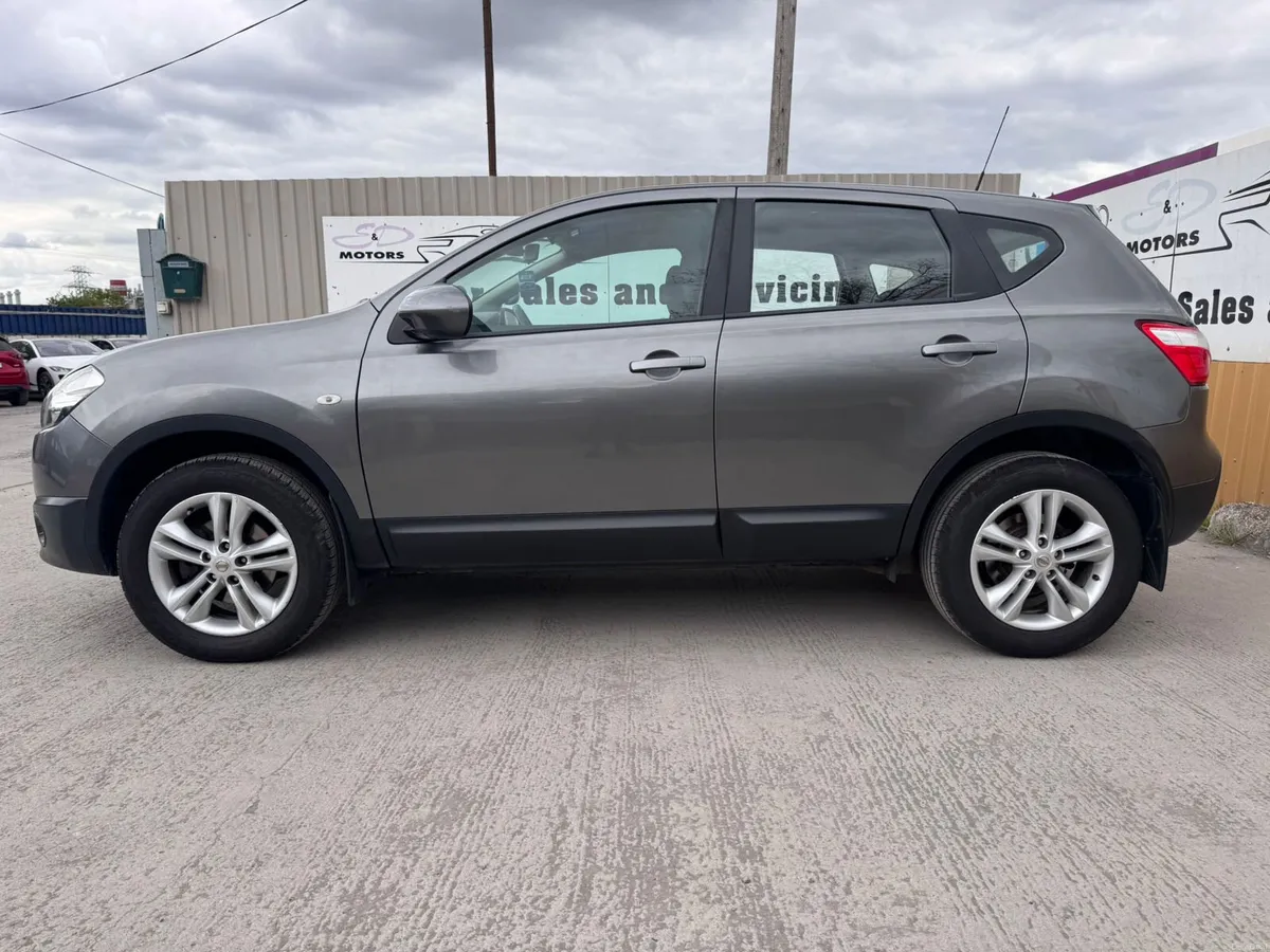 2013 Nissan Qashqai 1.5D ACENTA  Sat Nav  Warranty - Image 6
