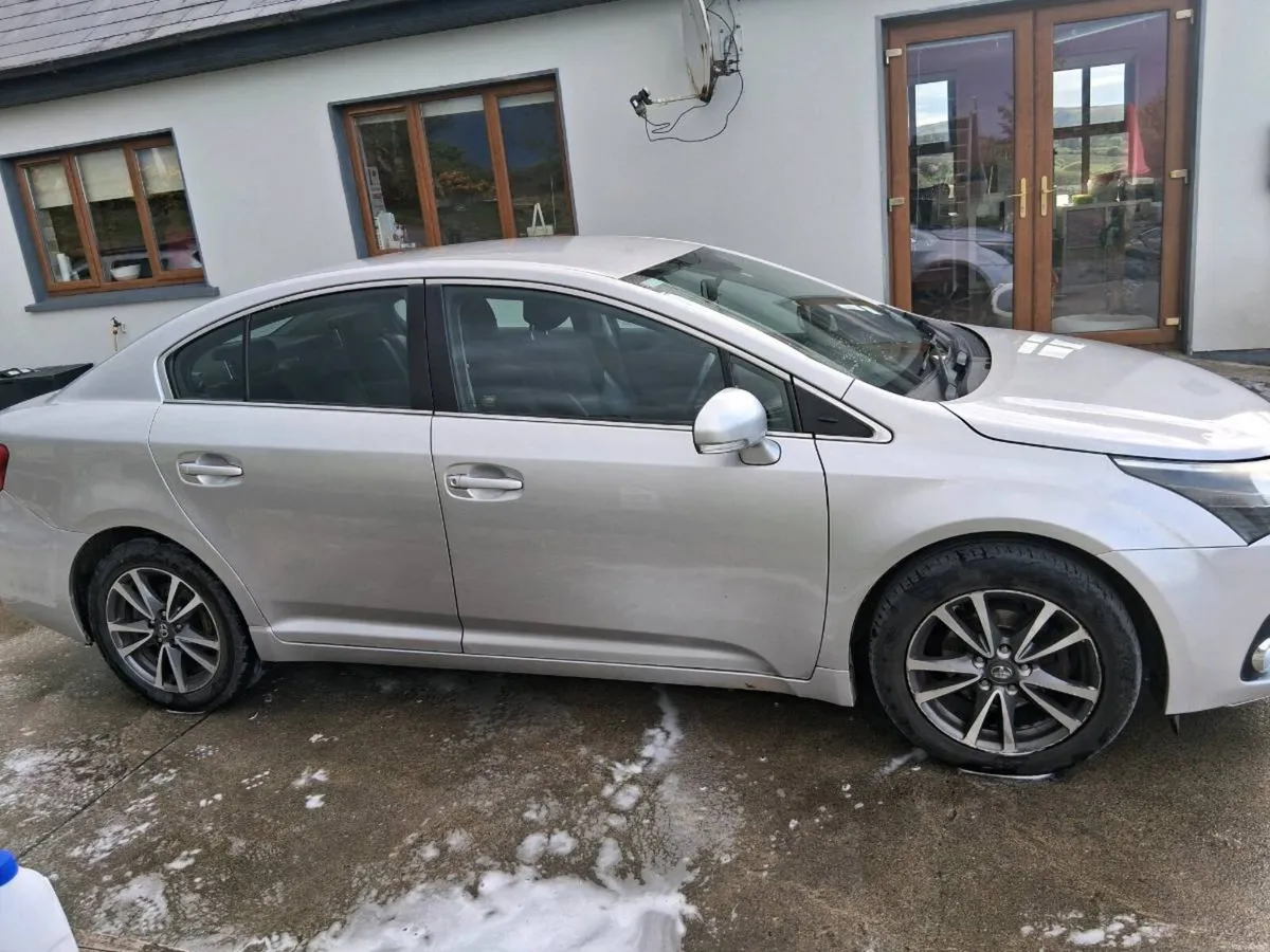 Toyota Avensis - Image 3