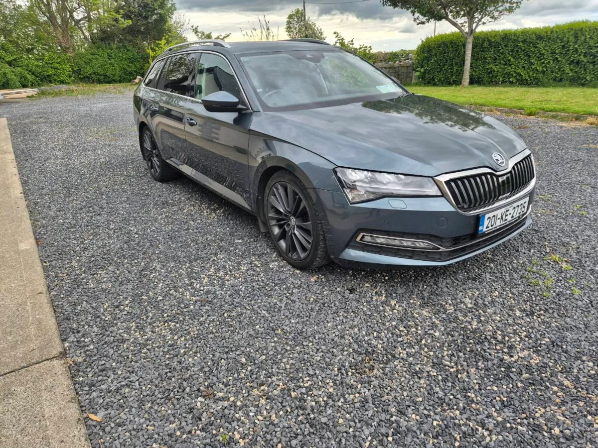 Skoda Superb 1.6 Diesel Style DSG - Image 2