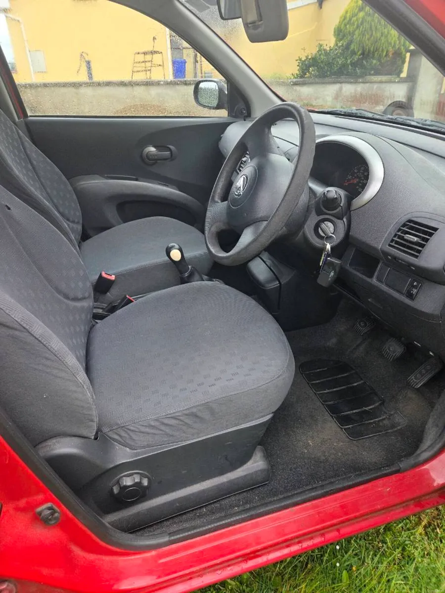 Car - Image 4