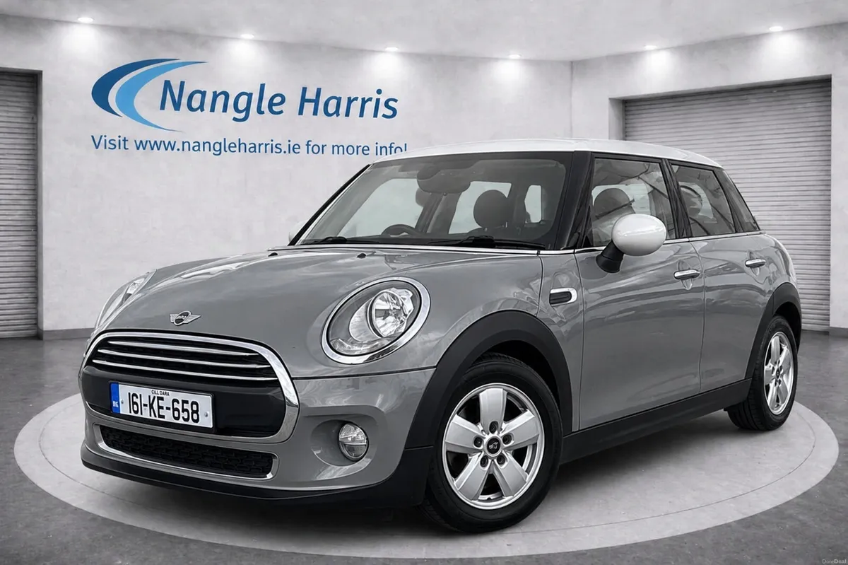 Mini Cooper ONE OWNER. - Image 1