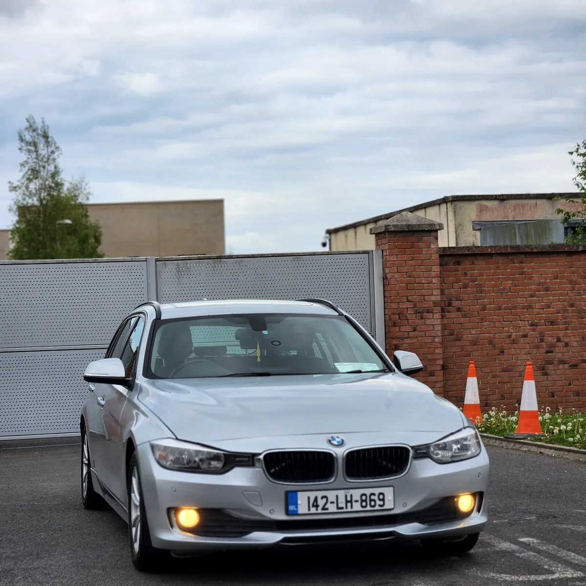 142 BMW 320D high spec - Image 2