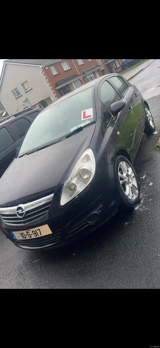 Opel Corsa 2010 - Image 2