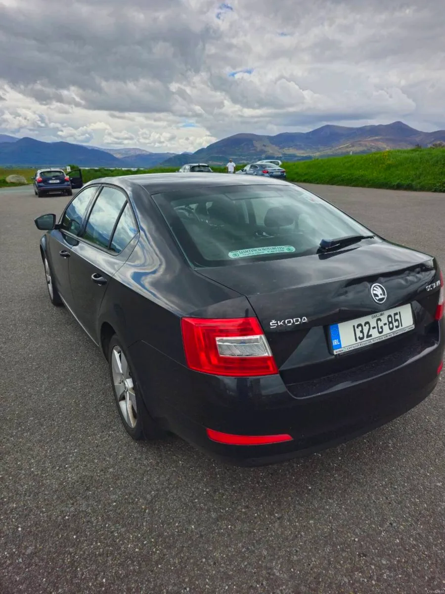 SKODA OCTAVIA ELEGANCE 1.2 TSI - Image 3