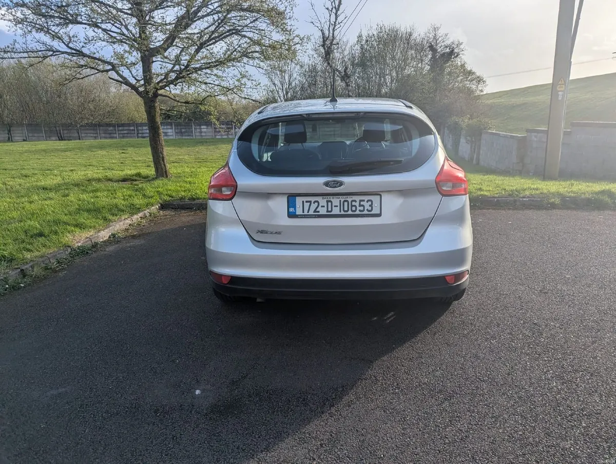 Ford Focus 2017 - Image 2