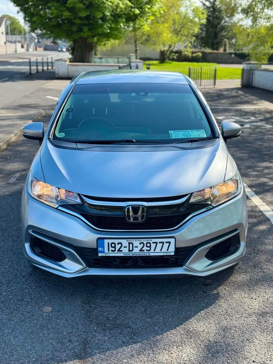 Honda fit hybrid - Image 3