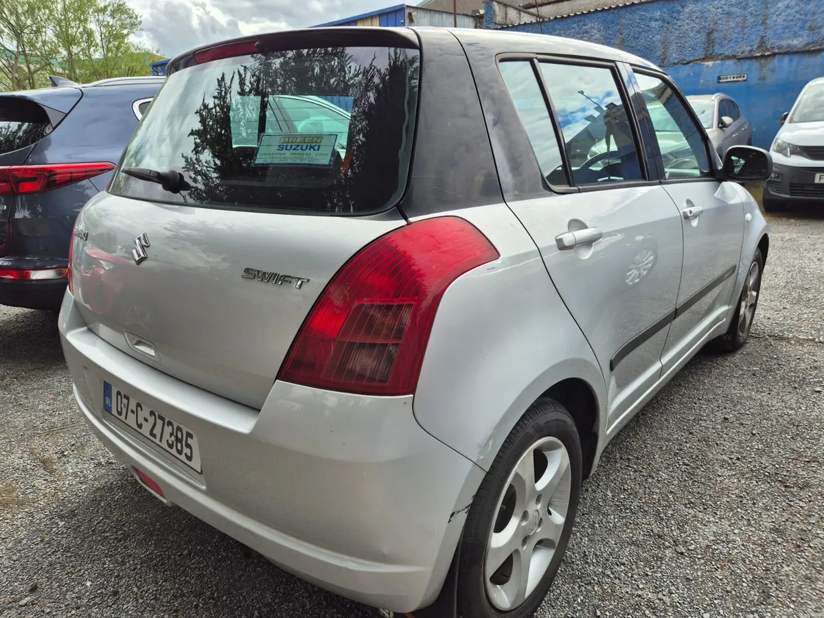 Lovely Suzuki Swift 2007 Car comes with new NCT - Image 2