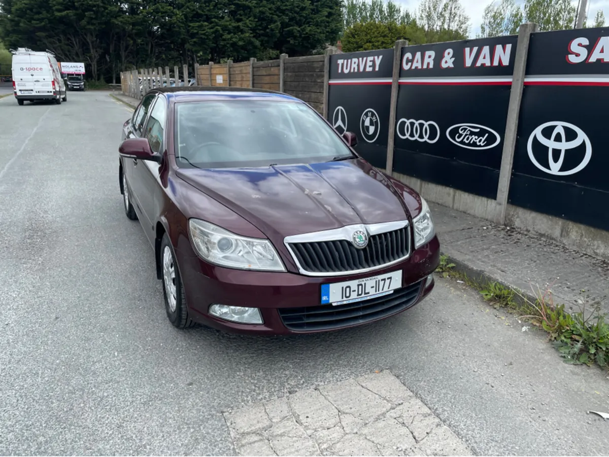 Skoda Octavia AMBIENTE 1.6 CR TDI 105HP 5DR - Image 1
