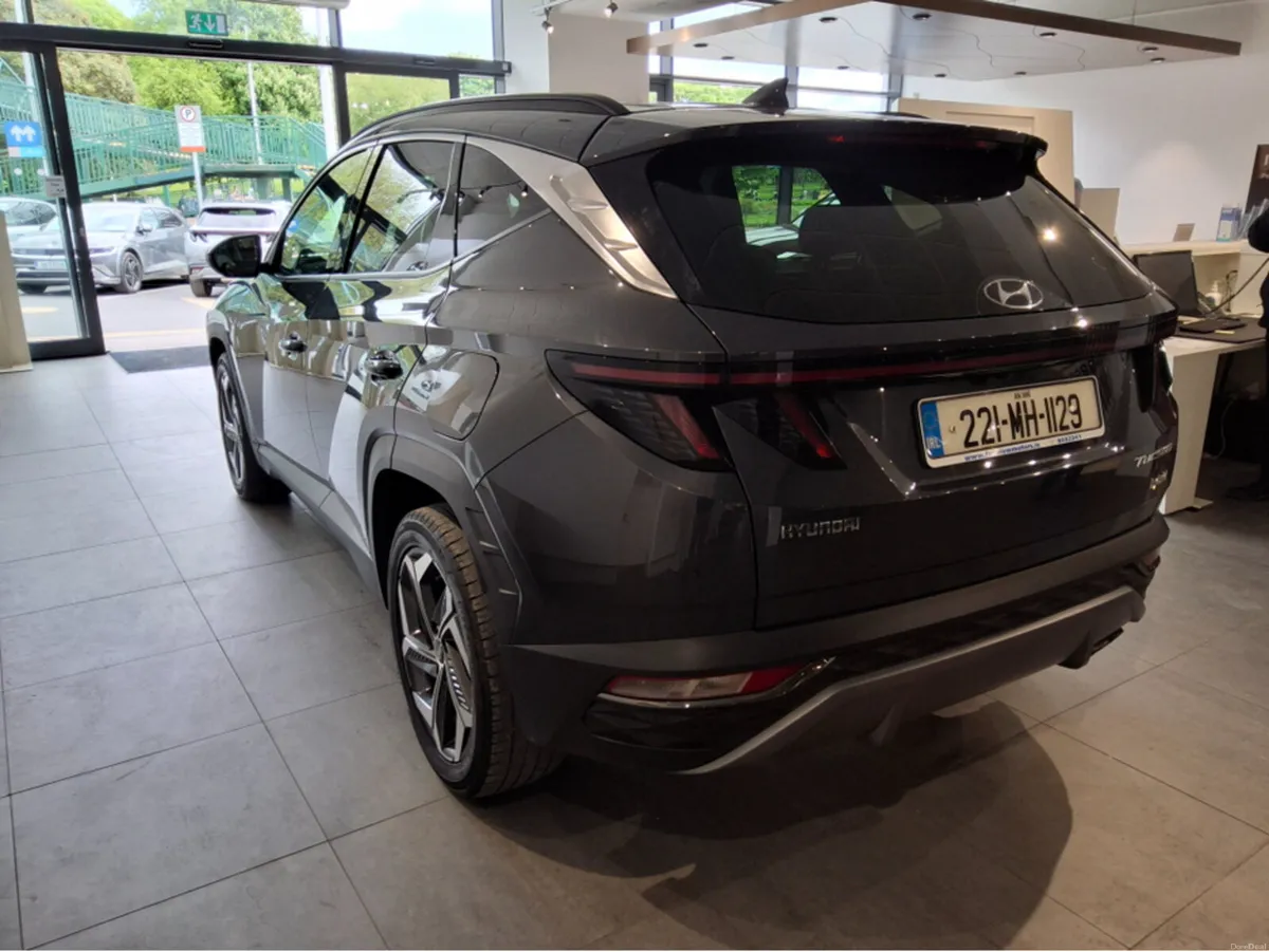 Hyundai Tucson EXECUTIVE PLUS HYBRID - Top Spec - - Image 4