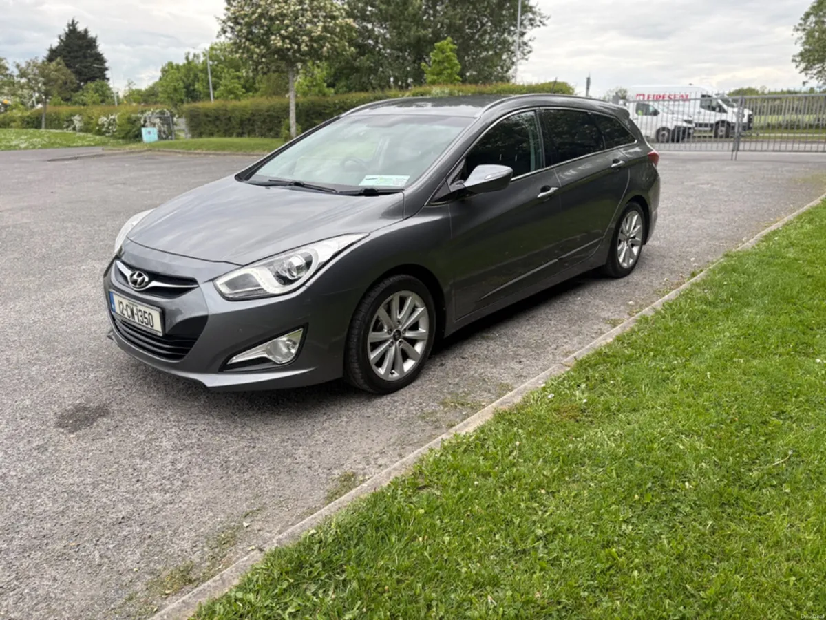 Hyundai i40 1.7 CRDI STYLE 136PS 5DR - Image 2