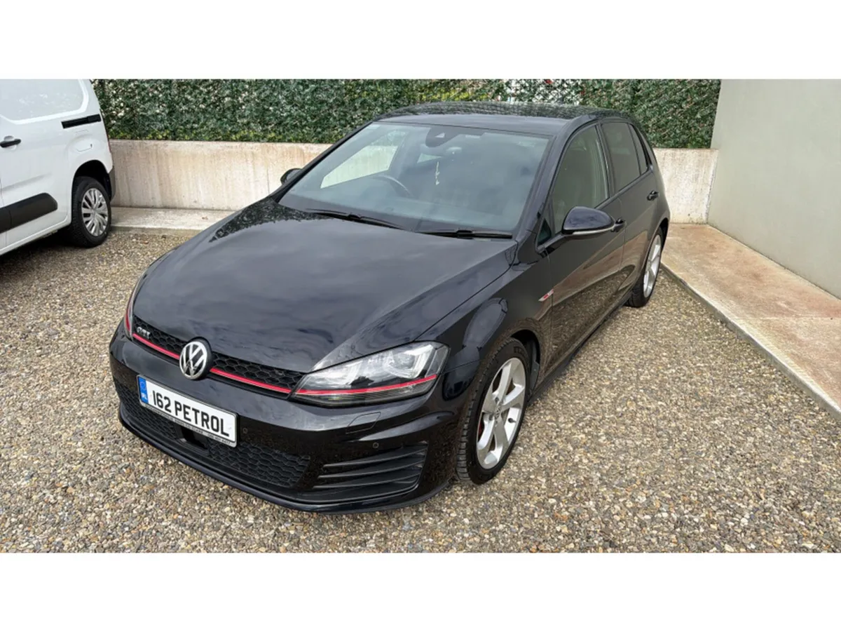 Volkswagen Golf 2.0 GTI DSG - Image 2